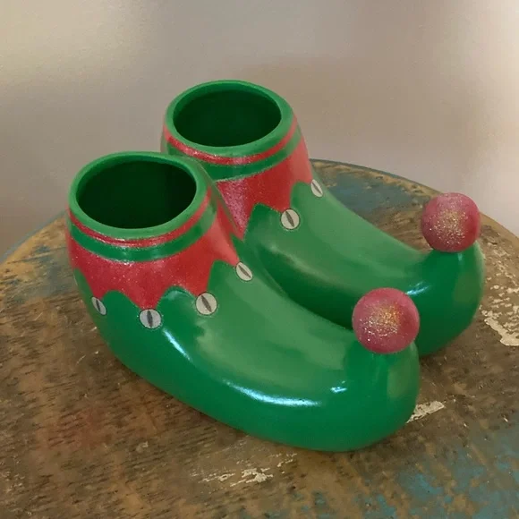 Christmas Decor Elf Shoes - Picture 1 of 6